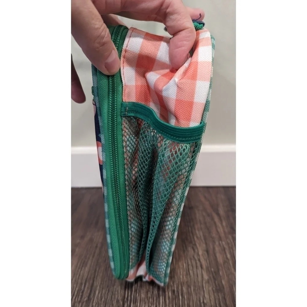 Shrimp and Grits Apple and Gingham Print Lunch bag One Size